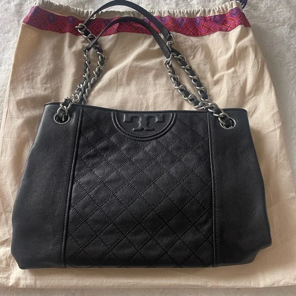 Tory Burch shoulder bag with dusty bag - Picture 1 of 6